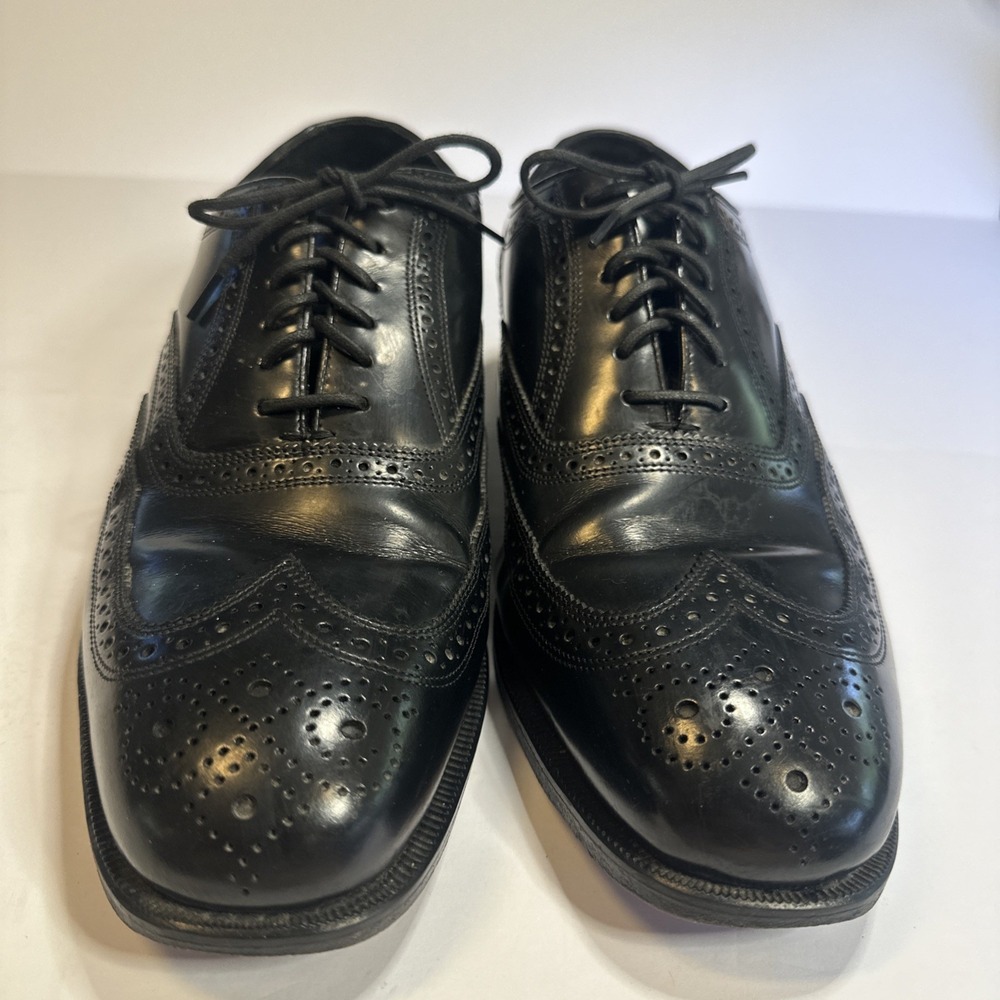 Florsheim Men's Black  Leather Wing Tip Oxfords Size 10 1/2 D Lexington 17066-01